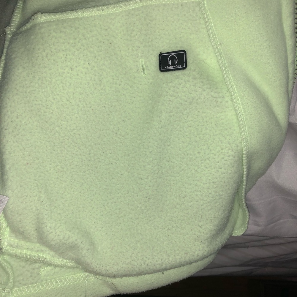 Performance Fleece - Picture 4 of 4